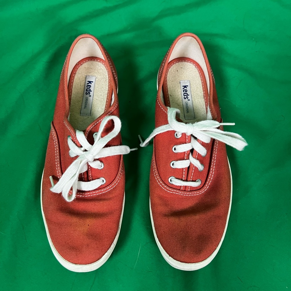 Keds Original Salmon Sneakers ~ Size 8